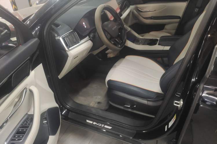 Used BYD Song PLUS New Energy 2024 HONOR Edition DM-i 110km Flagship Model Driver Seat