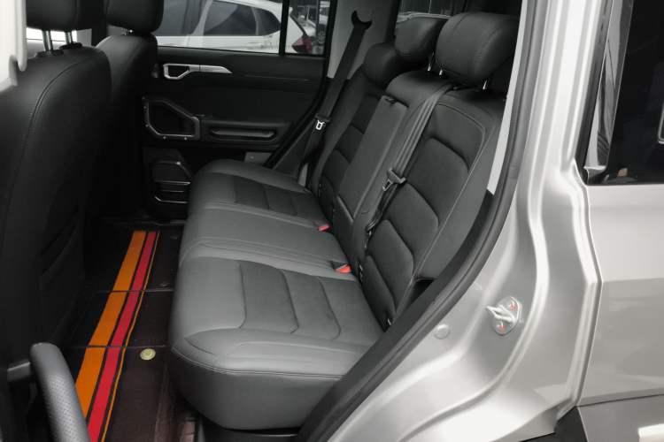 Used JETOUR Traveler 2023 2.0T All-Wheel-Drive CrossPRO