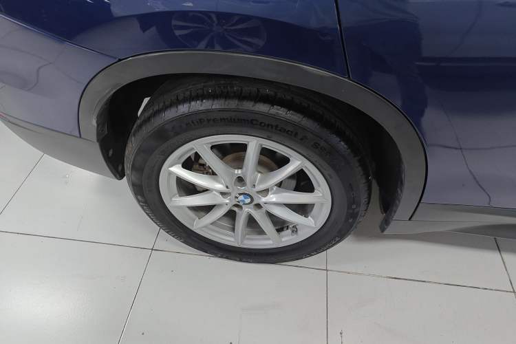 Used BMW X1 2018 sDrive18Li Fashion Model Right Rear Wheel Hub