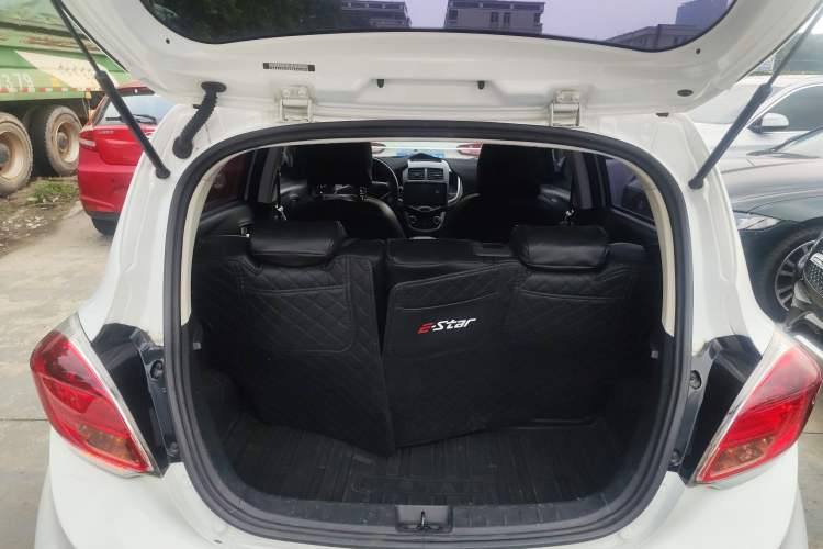 Used CHANGAN OSHAN Benni E-Star 2021 National Edition XinYi Edition Lithium Iron Phosphate (31.86 kWh)
