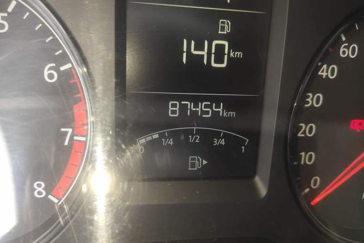 Used Volkswagen Lavida 2013 Revised Classic 1.6L Automatic Fashion Edition