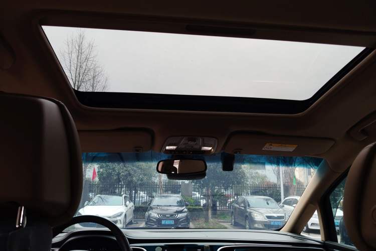 Used Buick GL8 2017 ES 28T Flagship Model China V Standard
