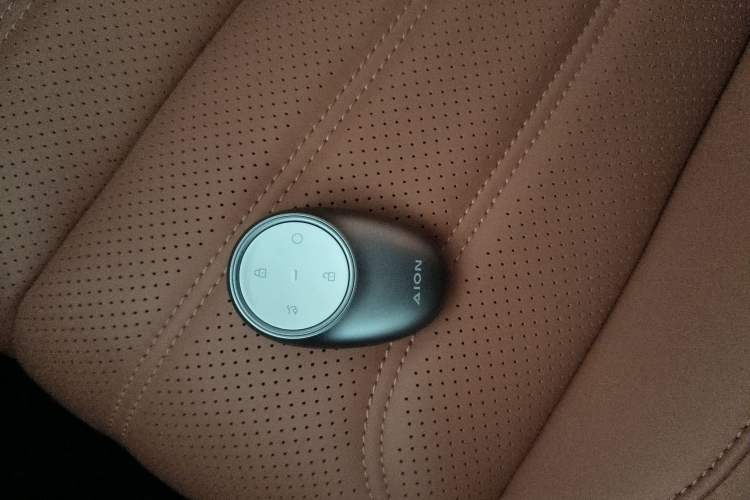 Used AION V 2024 Aion Tyrannosaurus 650 LiDAR Edition
