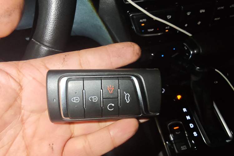 Used GAC Trumpchi GS8 2017 320T Four-Wheel Drive Luxury Smart Connectivity Version (7 Seats)