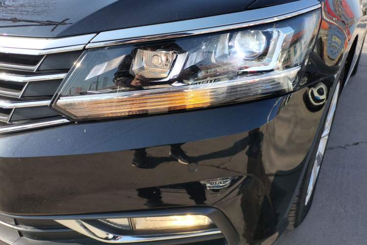 Used Volkswagen Passat 2017 330TSI DSG Luxury Edition
