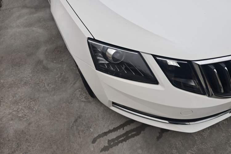 Used Skoda Octavia 2018 1.6L Automatic Luxury Edition
