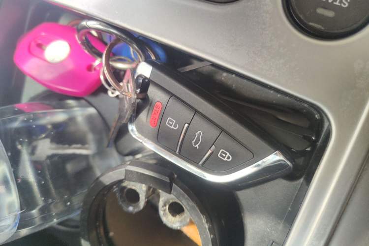 Used Hongqi HS5 2019 2.0T Smart Connect Flagship All-Wheel-Drive Version
