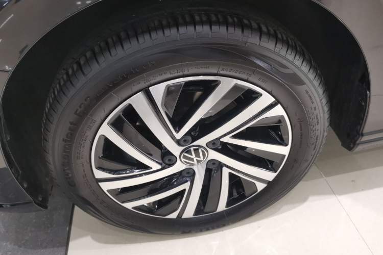 Used Volkswagen Lavida 2024 1.5L Automatic 5 Million Edition
