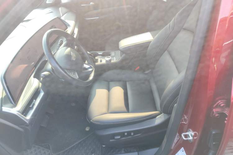 Used Cadillac XT4 2024 28T Two-Wheel-Drive Luxury Version