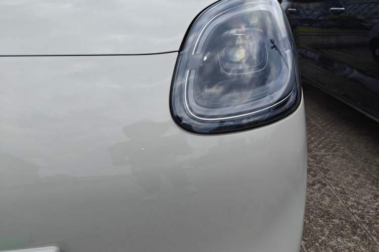 Used Wuling Hongguang MINIEV 2025 Four-Door Version Advanced Edition Left Front Headlight