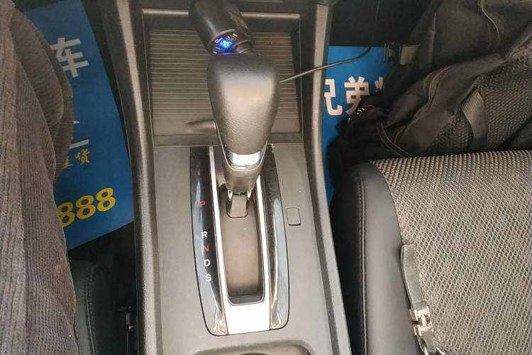 Used Honda Jade 2017 1.8L automatic Comfort version 5 seats