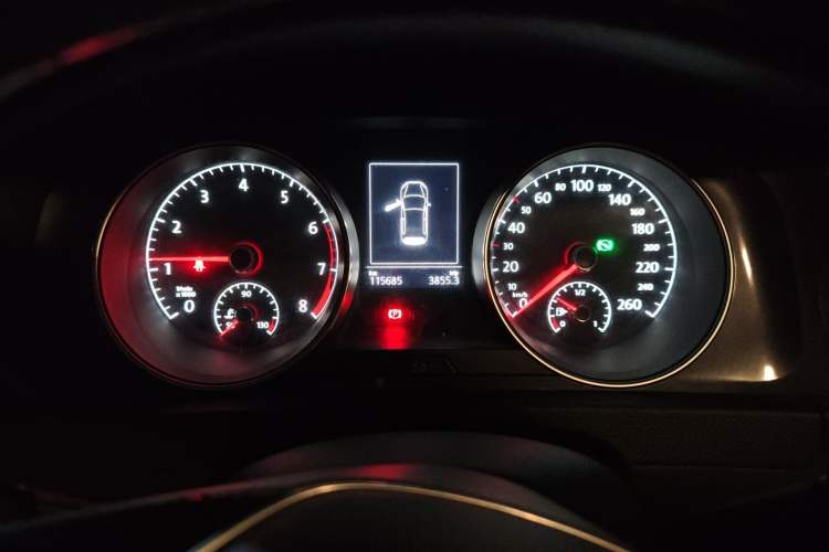 Used Volkswagen Golf 2017 230TSI Automatic Luxury Million-Vehicle Commemorative Edition
