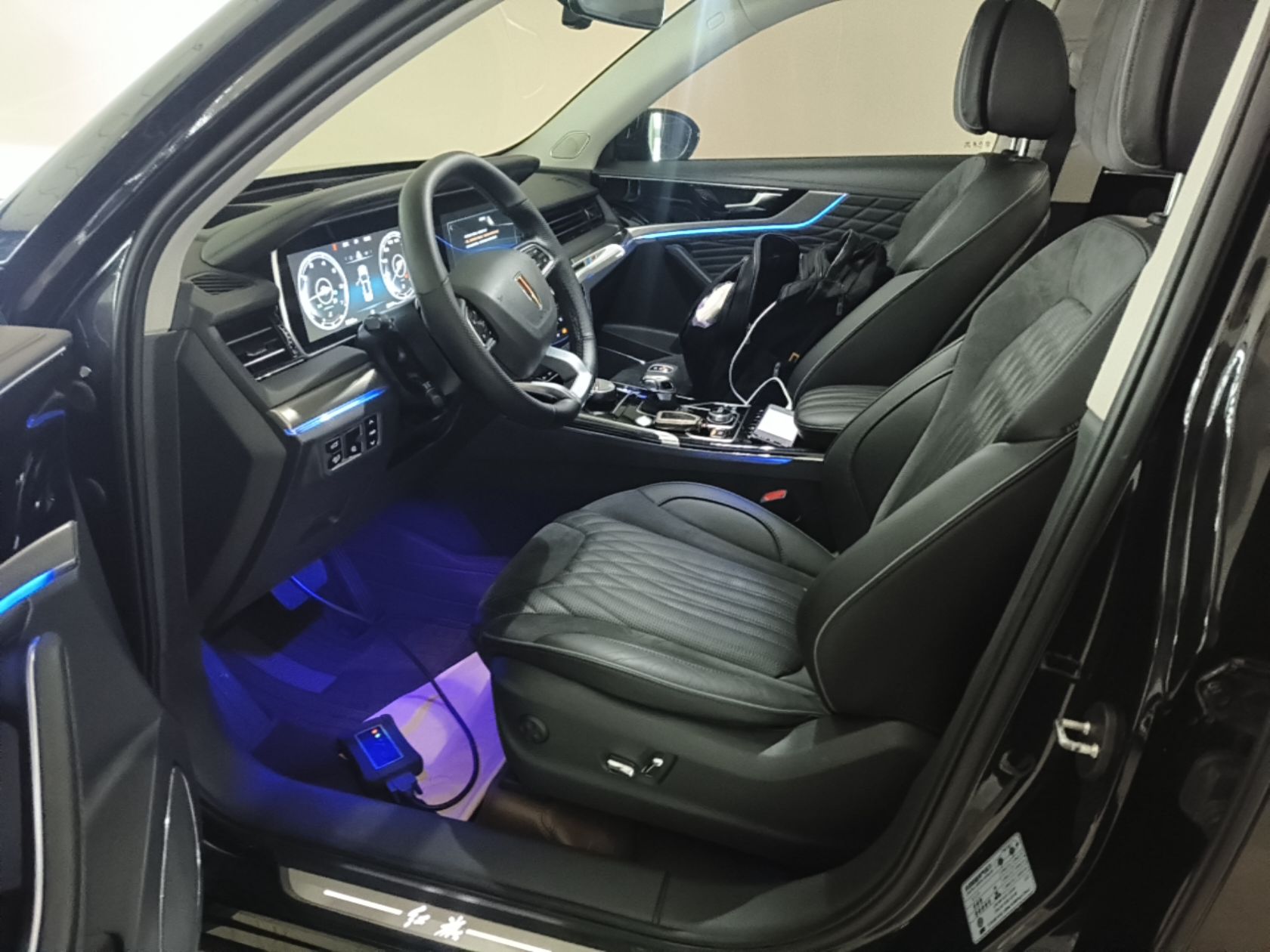 Hongqi HS5 2022 Facelifted Version 2.0T Smart Connect Flagship All-Wheel-Drive Edition — снимка 17