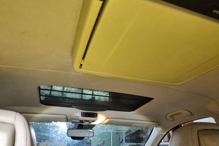 Used Mercedes-Benz Viano 2013 3.0L Navigator Edition Headliner