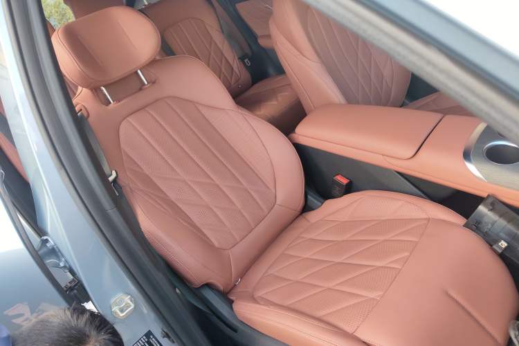 Used Changan CS75 PLUS 2025 4th Generation 1.5T New Blue Whale Smart Flagship Version