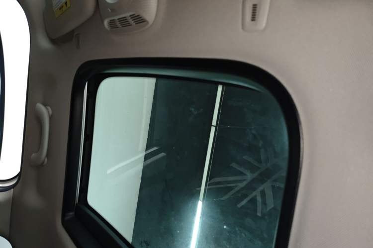 Used MINI 2019 1.5T ONE Five-Door Edition Headliner