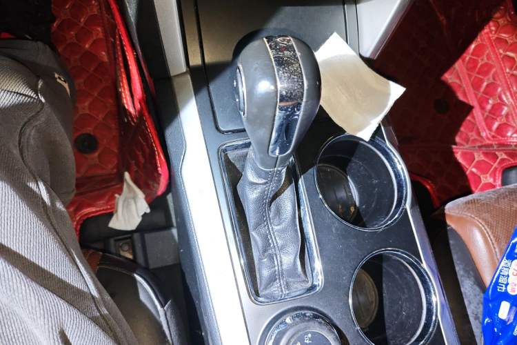 Used Ford Explorer 2013 3.5L Deluxe Model
