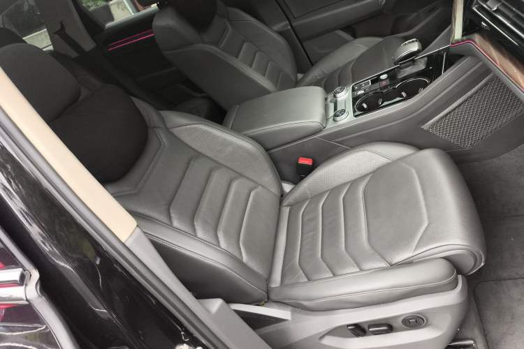 Used Volkswagen Touareg 2019 3.0 TSI RuiFeng Edition China V Standard