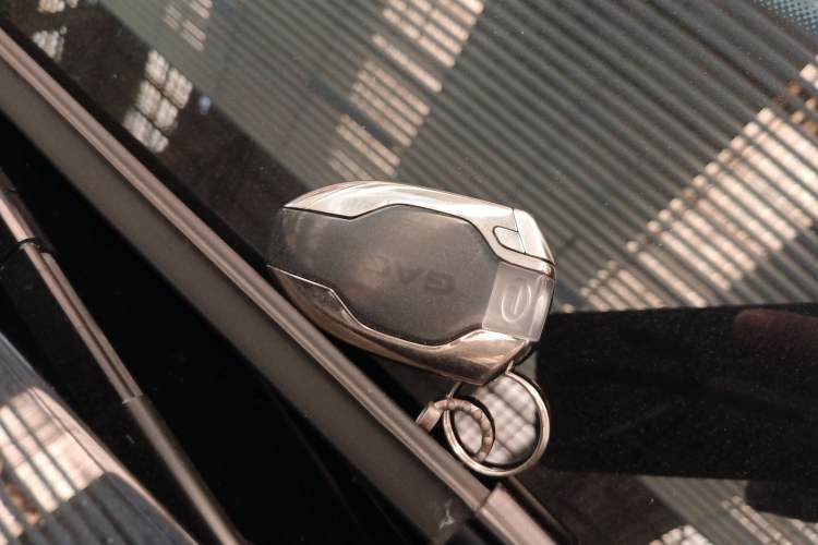 Used GAC Trumpchi GS8 2025 Linghang Series 2.0 TGDI Four-Wheel-Drive Luxury Edition 5 Seats Vehicle Key