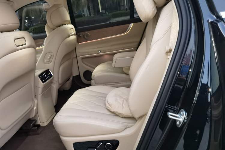 Used Hima AITO M9 2024 Range-Extended Ultra Version 42 kWh 6-Seater Model
