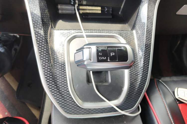 Used Haval M6 2021 PLUS 1.5T DCT Luxury Smart Connectivity Model Gear Lever