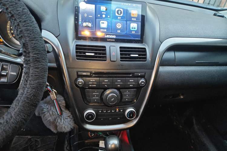 Used Bestune X80 2015 2.0L automatic comfort version
