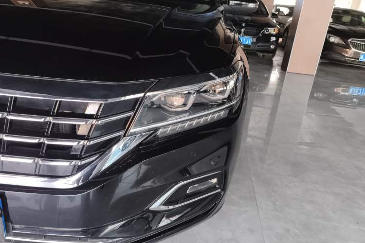 Used Volkswagen Passat 2019 330TSI Luxury Edition China VI Standard