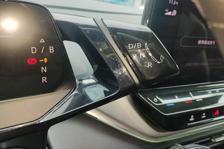 Used Volkswagen ID.4 CROZZ 2021 Long-Range PRO Two-Wheel Drive Version Gear Lever