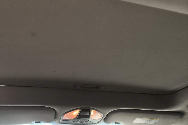 Used Hyundai Santa Fe 2013 2.4L Automatic 2WD Comfort Edition Headliner