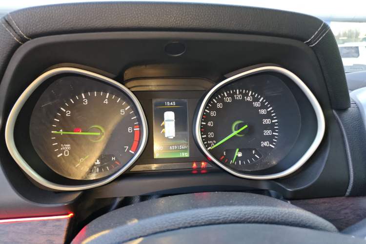 Used BAIC Off-Road BJ80 2019 2.3T Automatic Shengshi Huazhang Edition China VI Emission Standard
