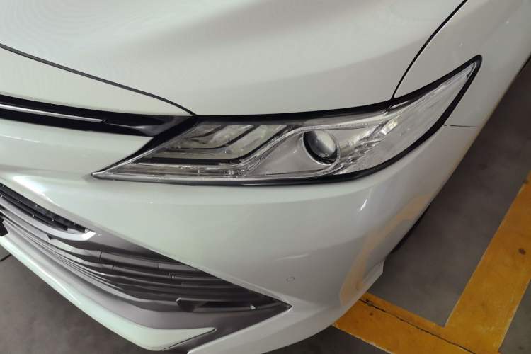 Used Toyota Camry 2018 2.5G Luxury Edition Left Front Headlight