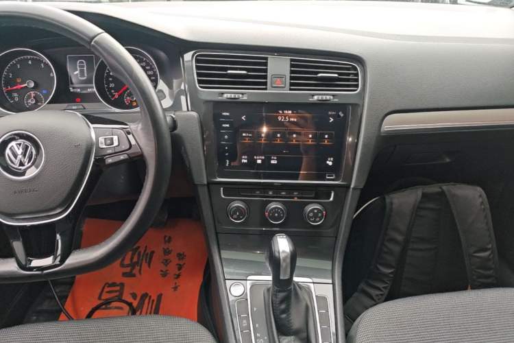 Used Volkswagen Golf 2020 Zhiai Edition 280TSI DSG Comfort Model