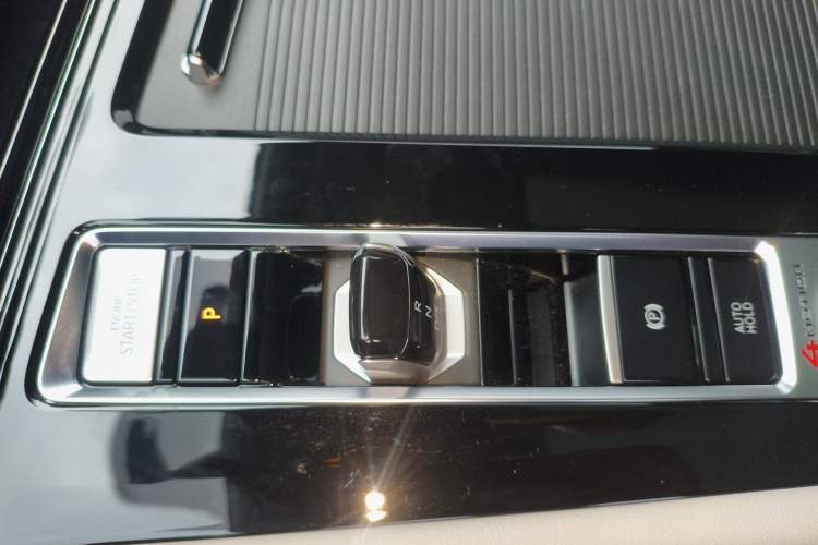 Used Volkswagen Teramont X 2024 380TSI All-Wheel Drive Longyao Edition Gear Lever