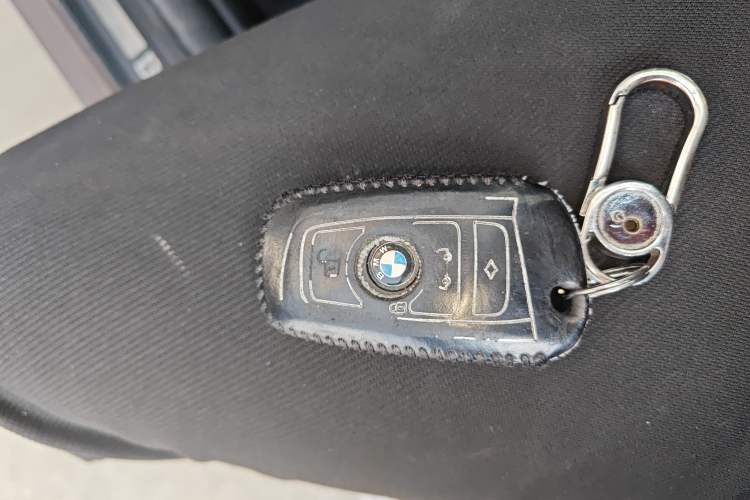 Used BMW 5 Series 2013 525Li Luxury Model