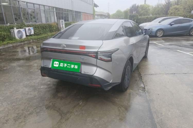 Used Toyota bZ3 2024 517 km Elite PRO Rear Right 45 Deg