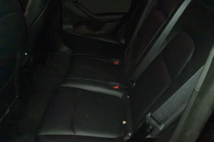 Used Tesla Model Y 2023 Rear-Wheel-Drive Version
