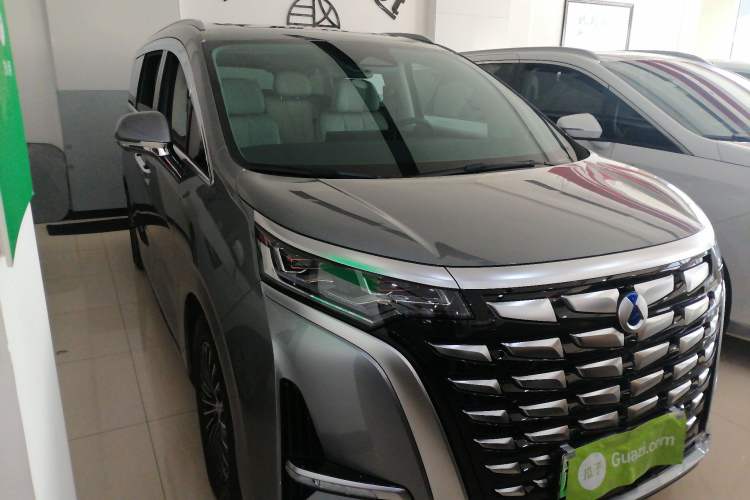 Used Denza D9 2024 DM-i 980 Four-Wheel Drive Prestige Model
