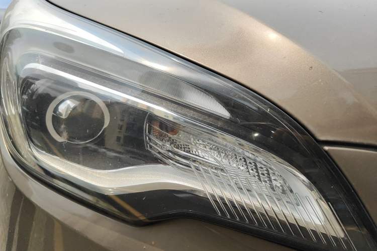 Used Buick Envision 2017 20T Two-Wheel Drive Luxury Model
