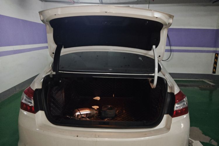 Used Peugeot 408 2014 1.8L Automatic Luxury Edition Trunk