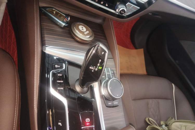 Used BMW 5 Series 2021 Restyled 530Li Leading Edition Luxury Package
