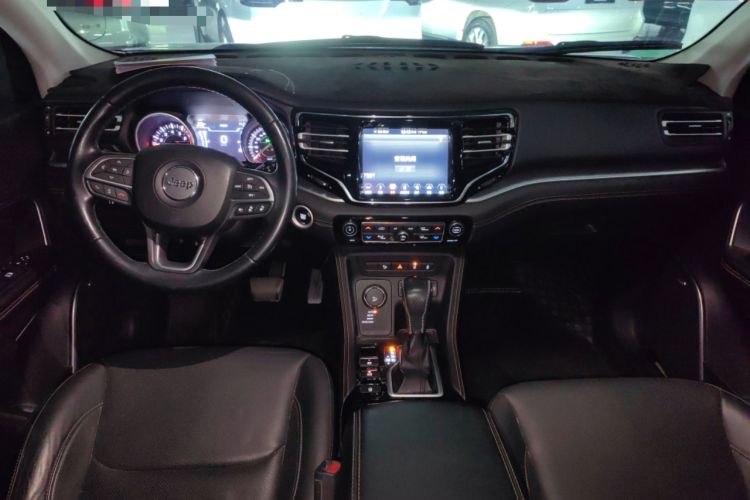 Used Jeep Grand Commander 2018 2.0T Four-Wheel Drive Smart Enjoyment Version China VI
