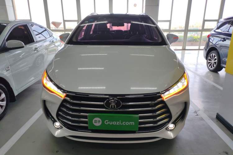 Used BYD Song MAX 2017 1.5T Automatic Smart Connect Prestige 7-Seater
