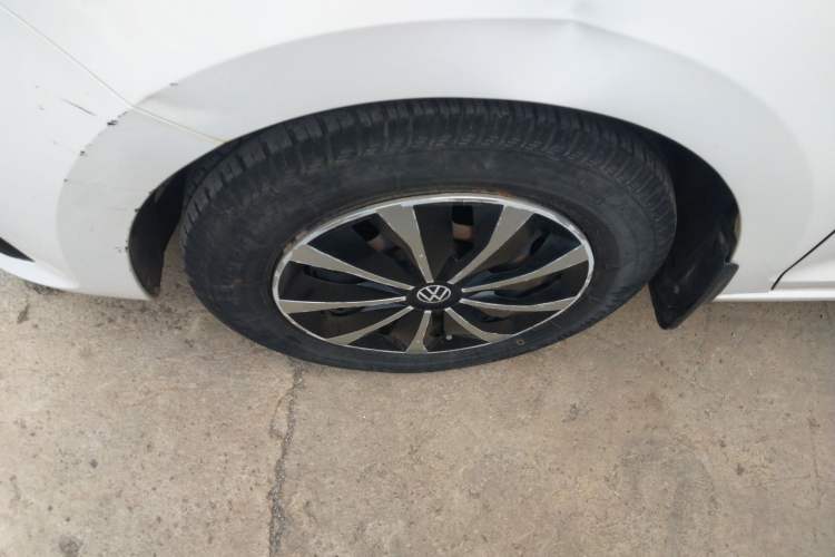 Used Volkswagen Santana 2016 1.6L Manual Fashion Edition
