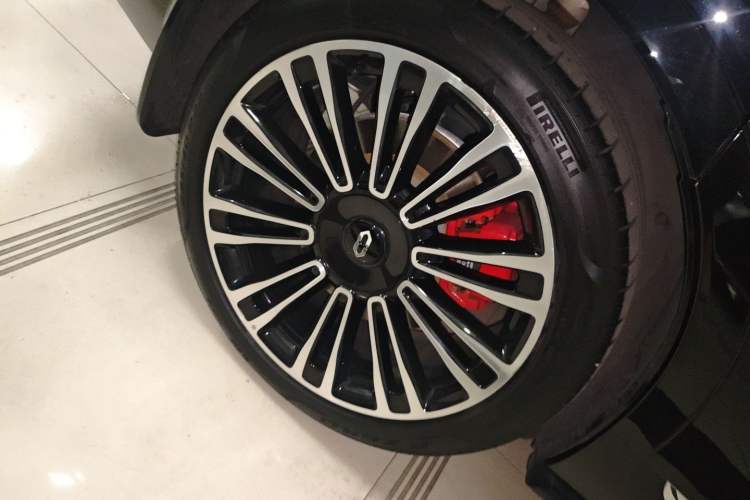 Used Hima AITO M9 2024 Range-Extended Ultra Version 42 kWh 6-Seater Model Exterior 3