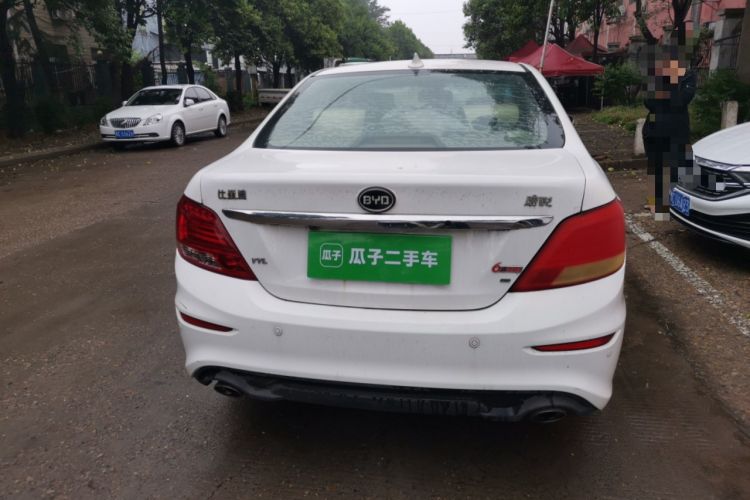 Used BYD Surui 2015 Revised Version 1.5L Automatic Luxury Edition

