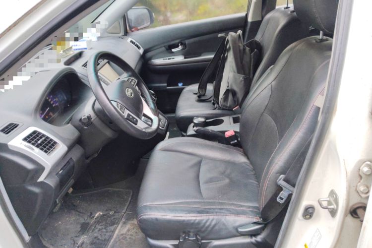 Used BYD S6 2014 2.4L Automatic Prestige 5-Seater