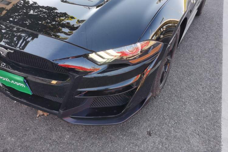 Used Ford Mustang 2018 2.3T Automatic EcoBoost Hardtop U.S. Specification
