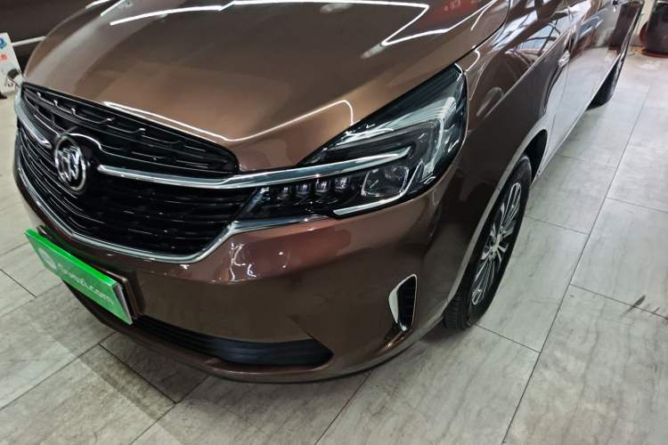 Used Buick GL8 2021 Land Cruiser Executive Class 652T Luxury Model