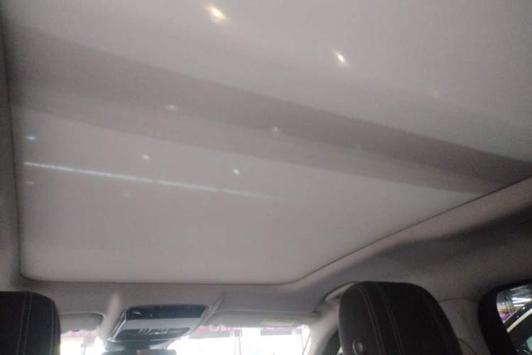 Used Land Rover Range Rover Velar 2019 250 PS
