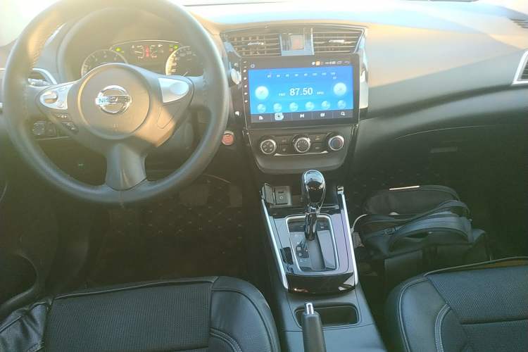 Used Nissan Sylphy 2016 1.6XV CVT Smart Enjoyment Version Audio And AC Panel